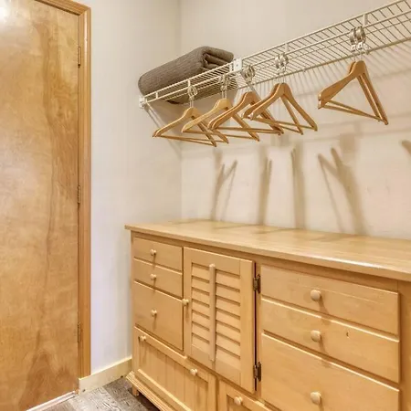 Pointe Royale Condo Retreat In Branson